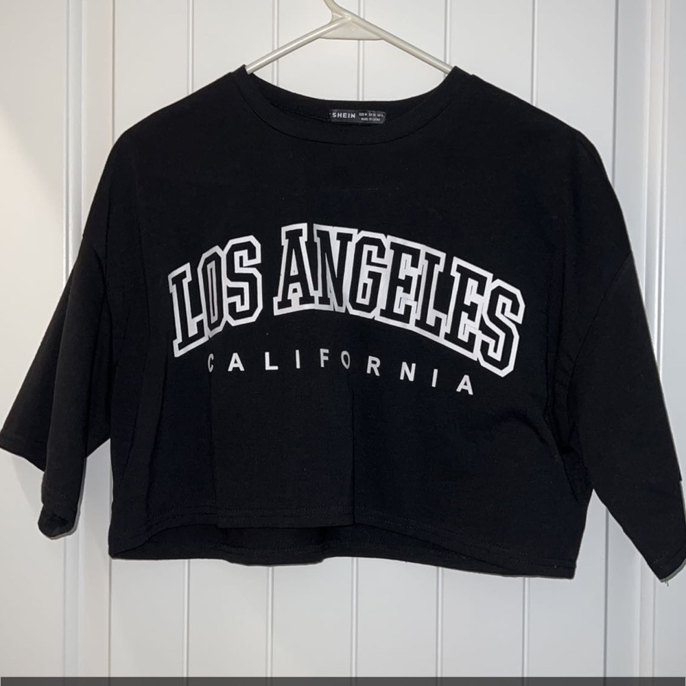 CLOTHES BUNDLE✨ - Picture 14 of 16